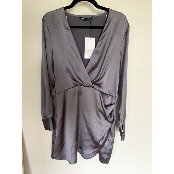 NWT ZARA GREY SATIN SHORT WRAP DRESS LONG SLEEVES SIZE XL - Picture 1 of 7